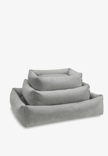 cama para perro gris